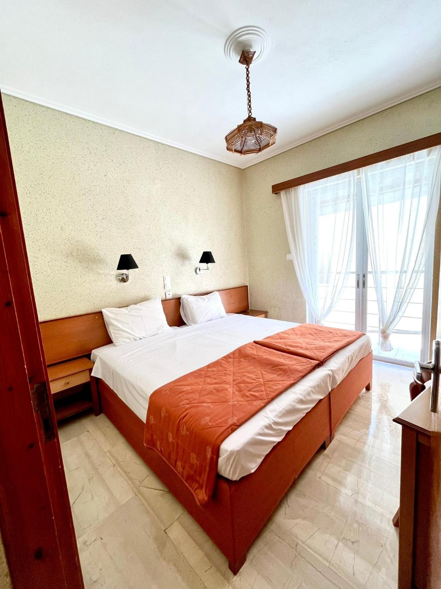 Agia Marina  Oelia Rooms & Apartments المظهر الخارجي الصورة