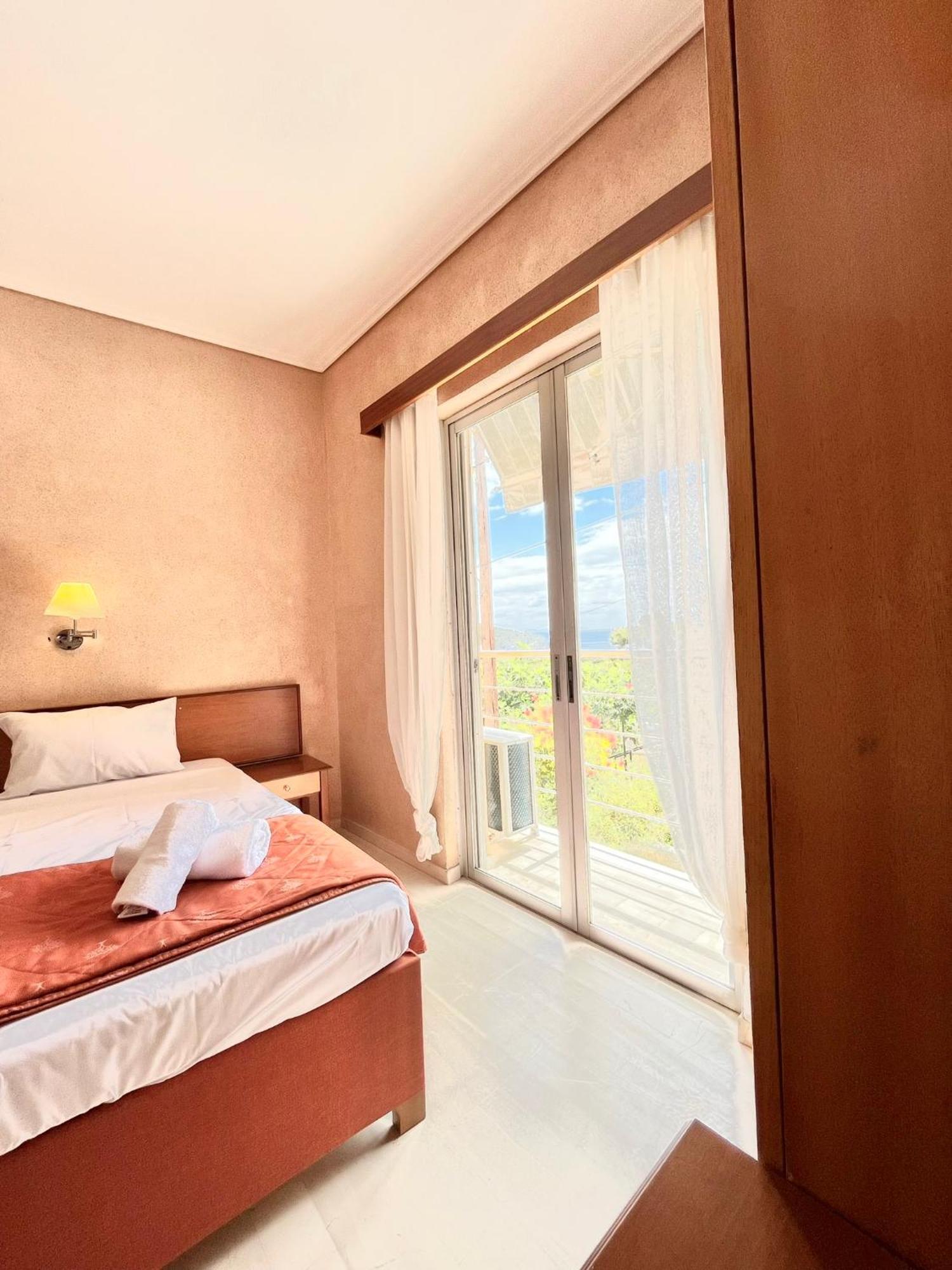 Agia Marina  Oelia Rooms & Apartments المظهر الخارجي الصورة
