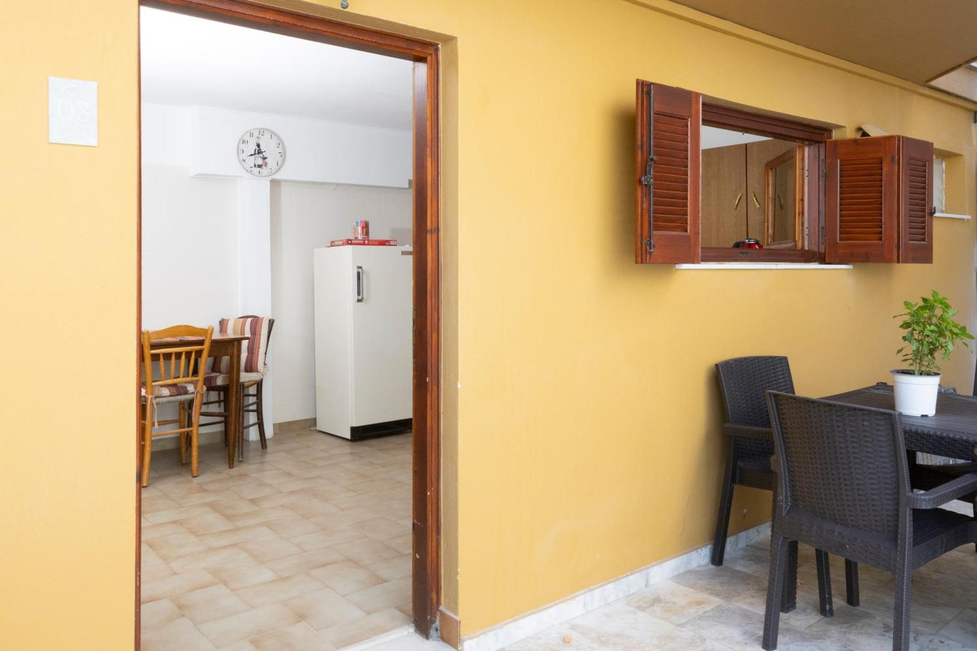 Agia Marina  Oelia Rooms & Apartments المظهر الخارجي الصورة
